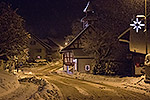 6: 705619-Aesch-Hauptstrasse-Nacht-Schnee.jpg