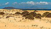 648: 726165-sand-dunes+Corralejo-Beach+Los-Lobos+Lanzerote.jpg