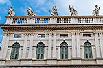 593: 713085-Verona-Palazzo-Canossa.jpg