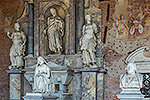 1475: 714608-Pisa-Composanto-statues.jpg