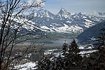 3: 027187-lake-Lauerzer-See-snowy-montains.jpg